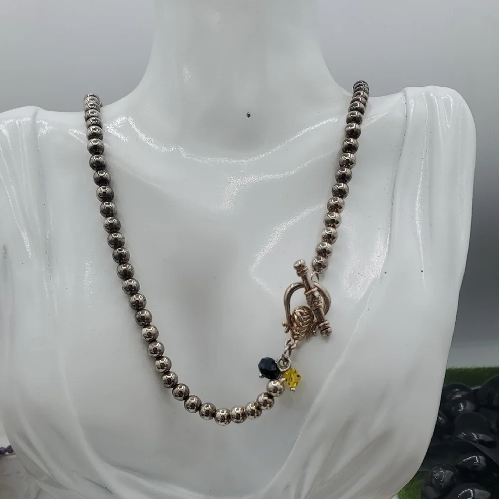 Elegant Silver Beaded Necklace 20 Inch N3926‎